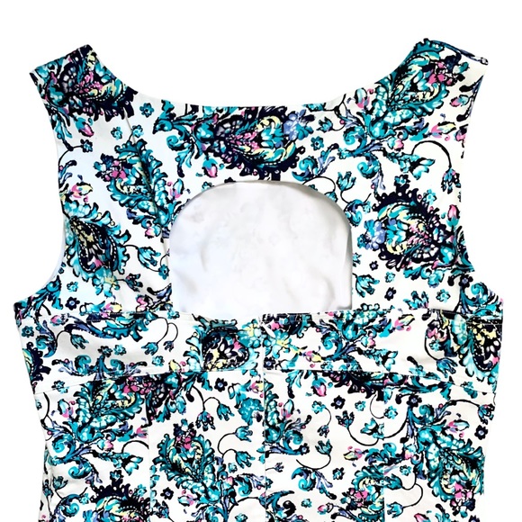 3/$15! Cleo Floral Dress size 12. Stretch fabric in great shape - Picture 4 of 5